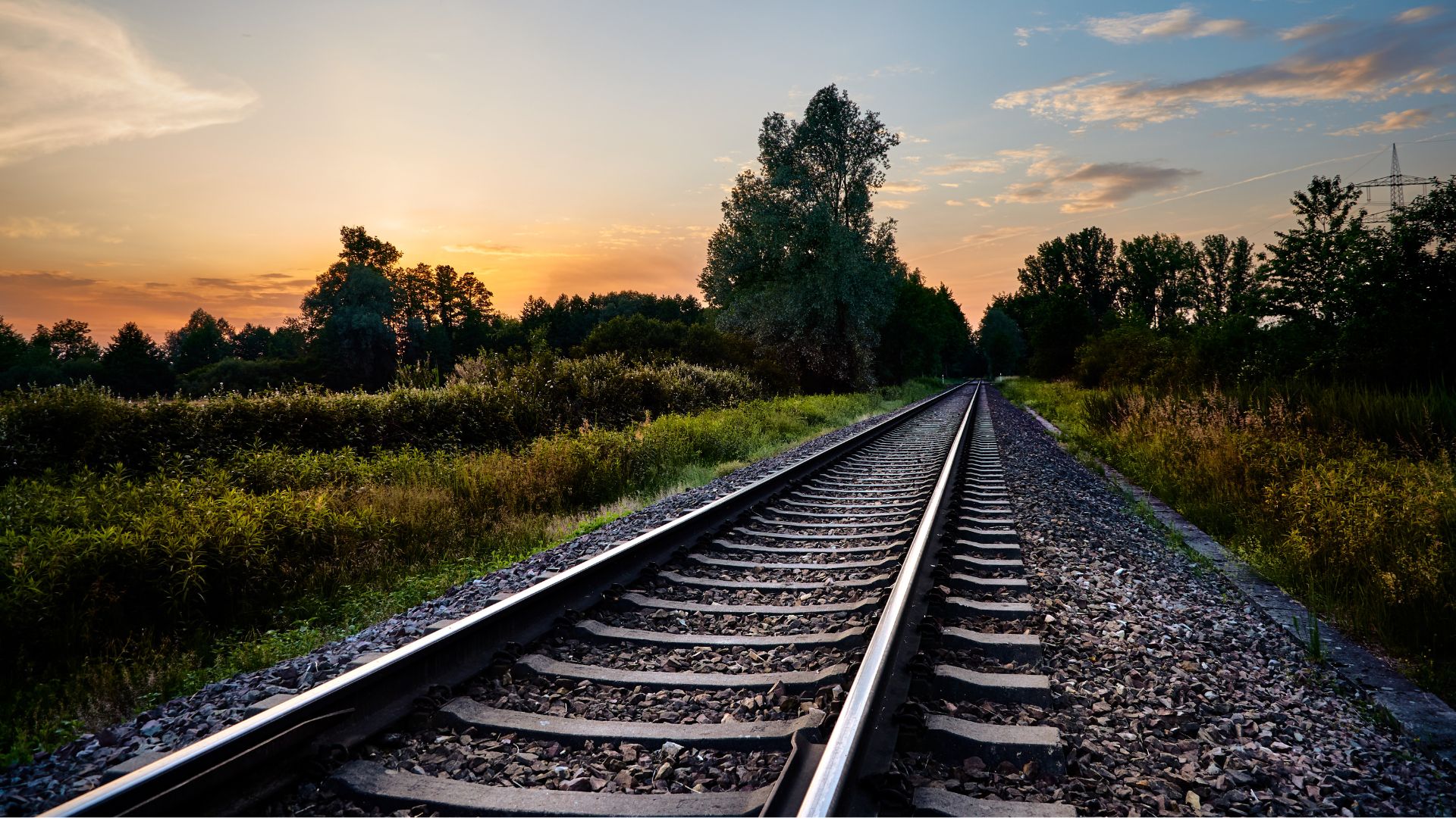 canva-railway